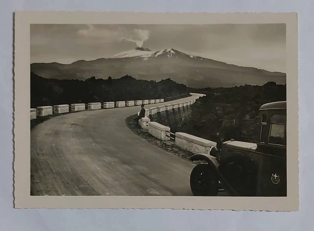 CATANIA - 2- SULL ' ETNA - AUTOSTRADA , no vg anni 50 f.g. Animata Con Auto