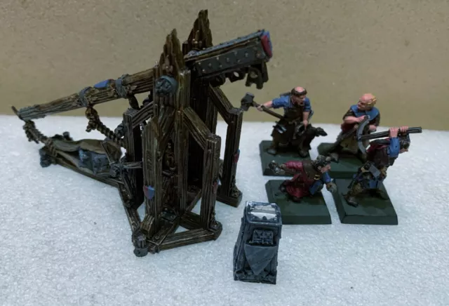 Warhammer The Old World / Fantasy Bretonnia metal Trebuchet and Crew x4