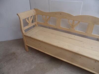 A Tulip 3 Seater Antique/Old Pine Hall/Kitchen Box/Settle/Bench to Wax/Paint 2