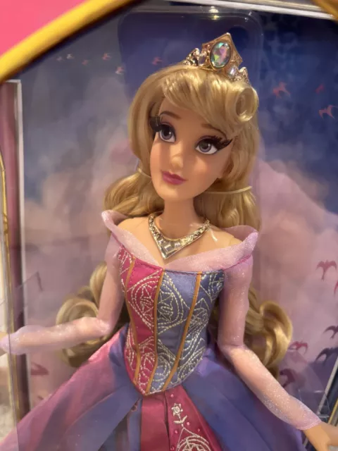 Disney Aurora 65th Anniversary Limited Edition Doll And 65th Sleeping Beauty KEY
