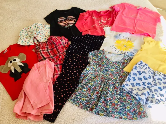Girls large spring summer bundle age 12-18 / 18-24 months NEXT / Gap 13 items ☀️