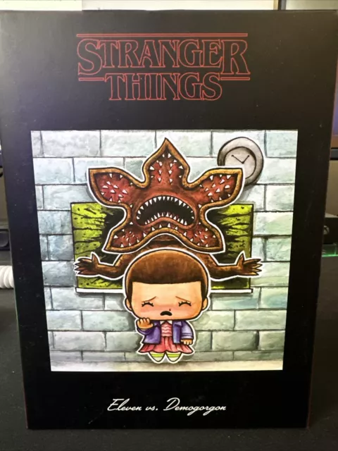 STRANGER THINGS ** Eleven vs Demogorgon ** Loot Crate Exclusive Brand New In Box