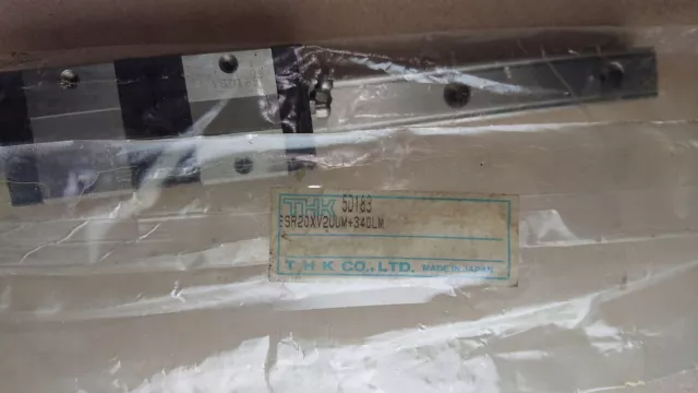 THK 2xSSR20 20mm 340mm /#T I1MG 9180 2