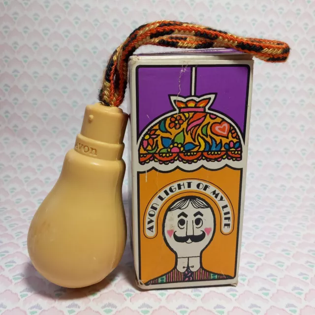 Avon Light Bulb Soap On A Rope Light Of My Life Bayonet Yellow Unused