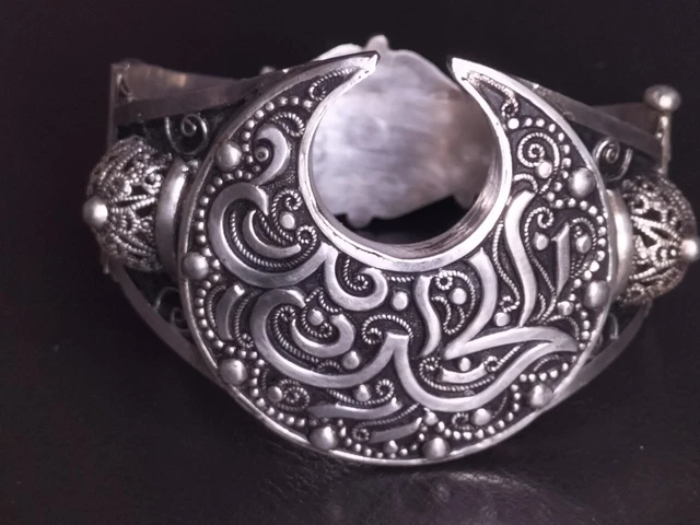 Bracelet Manchette Berbère Ancien En Argent Massif Ciselé Et Émaillé - Bijou Ethnique