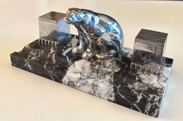 Encrier en marbre blanc et noir à l' ours polaire chromé art déco moderniste