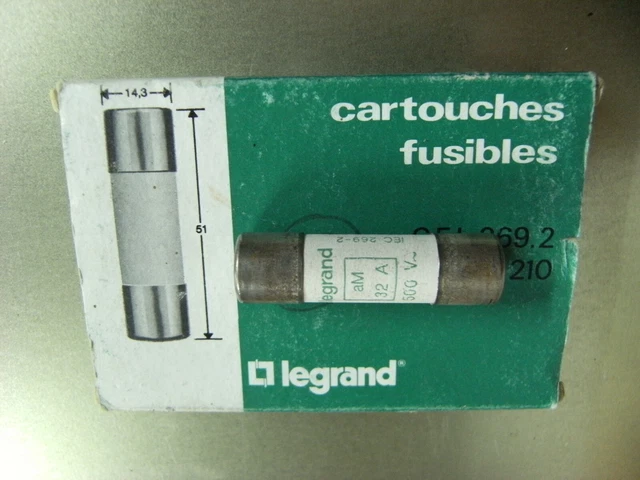 BOITE DE 10 CARTOUCHES - FUSIBLES  "NEUVES" - LEGRAND - 32A  am  ( Industriel )