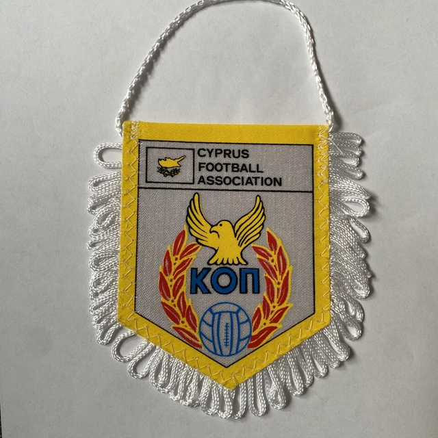 Fanion Vintage Olympiakos Nicosia Football - Pennant Collection Soccer Foot