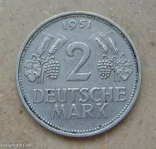 Coin Münze 2 DM Trauben und Ähren 1951 F Cu.Ni. Jäger 386 Nr. 9267