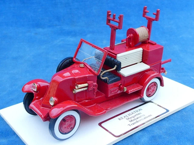 Berliet GLR 8 Sapeurs Pompiers HO Brekina 85312 modélisme