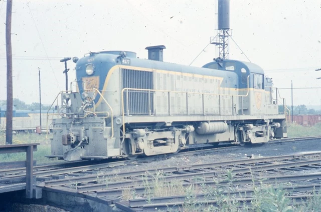 D&H DELAWARE AND HUDSON Railroad Train Locomotive 4077 Original 1964 Photo Slide