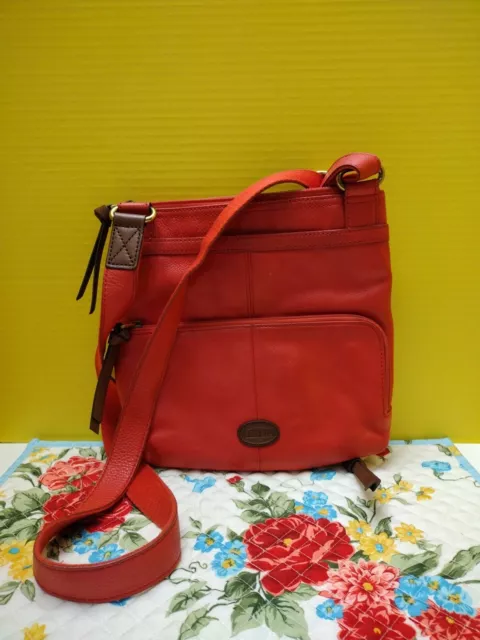 Fossil Morgan Red Pebble Leather Traveler Messenger Crossbody Shoulder Bag Euc