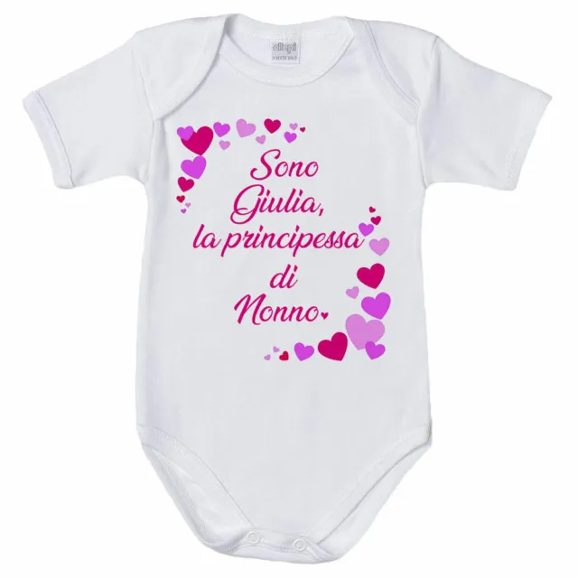 Body neonata personalizzato con nome e tanti cuori sono la principessa di nonno