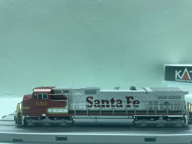 Santa Fe N Scale Kato C44-9W Locomotive #650