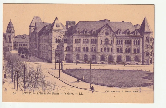 METZ  - Moselle - CPA 57 - Hotel des Postes et la Gare