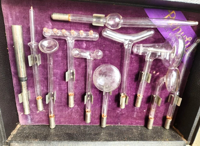 Heavy Duty RENU-LIFE Quack Medical Violet Ray 11 attachments control panel