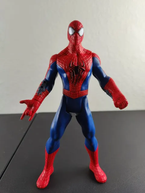 2014 Hasbro Marvel Amazing Spiderman 12" Action Figure
