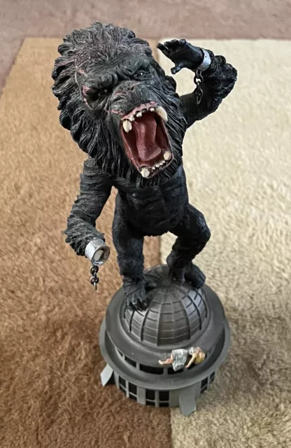 RARE King Kong NECA Head Knockers Bobblehead - Broken Hand