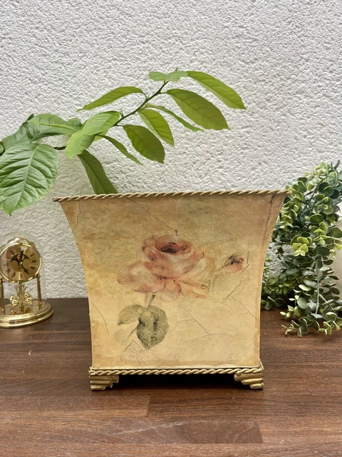 ancien Cache Pots Ou Corbeille en Tôle Peinte à Décor Fleurs