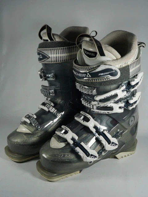 FISCHER MONDO 26.5 My Style 100 Ski Boots With Salomon Bag