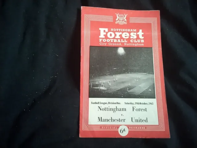 NOTTINGHAM FOREST v  MANCHESTER UTD - 19/10/63 - BOBBY CHARLTON  = freepost