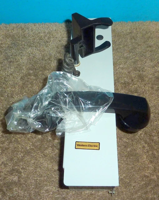 WESTERN ELECTRIC 570JW Industrial Wall Mount Telephone NOS/NIB