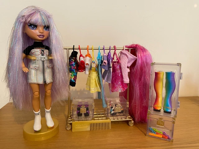 Rainbow High Avery Styles Doll and Fashion Studio *Great Condition* Exclusive