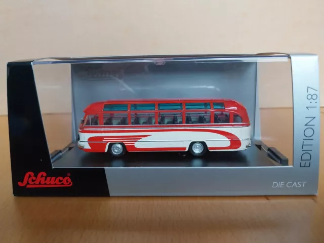 Lizenzierter Mercedes-Benz-Bus O321 - Edition 1:87 von Schuco