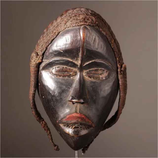 12656 Old Mask Of Dan Ivory Coast Metal Stand Inclusive