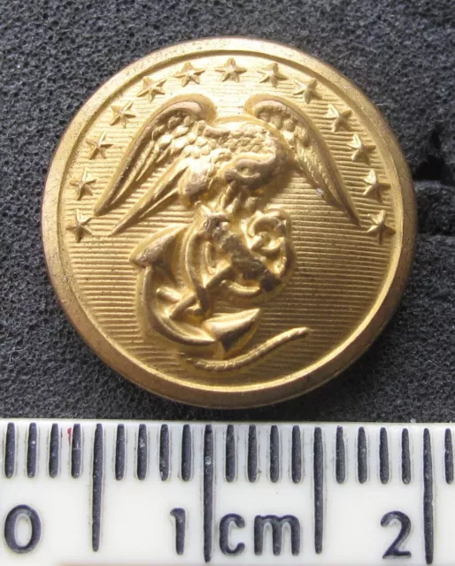 USA - United States Marine Corps uniform button