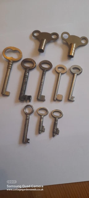 Job lot of Vintage Antique Keys - Old Furniture Clock Job lot of Vintage Antique Keys - Old Furniture Clock