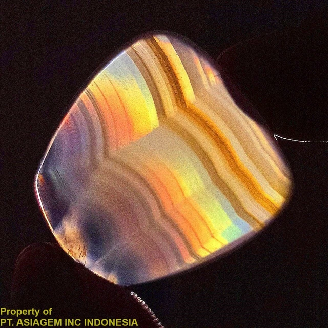 18ct 'A' Grade Rainbow IRIS AGATE ~Multi-Color Fire~ 1-of-a-kind ~100% Natural