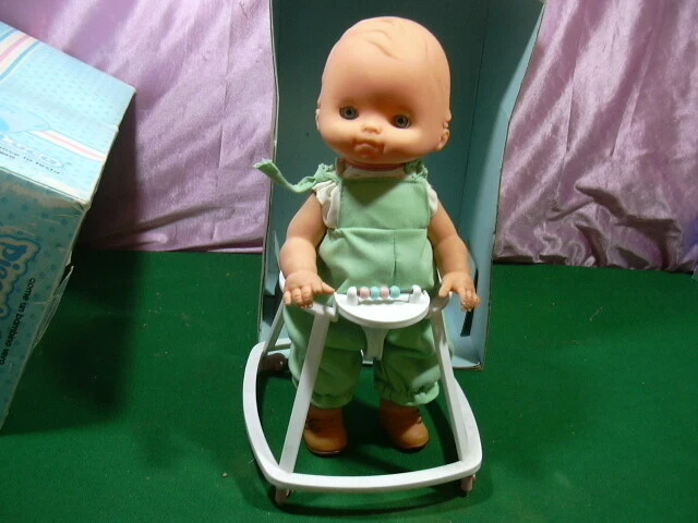 BAMBOLA DOLL 80 BAMBOLOTTO PICCOLO LUCA SU GIRELLO LUCA GIOCHI