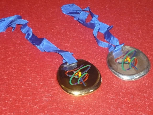 Médaille Ancienne D’escrime La Berrichonne 1884 – Collection J. Domard Sports