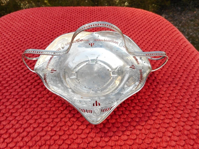 Sterling Silver Webster Co ( 1860-1961 ) Exquisite Ornate Candy Dish With Handle