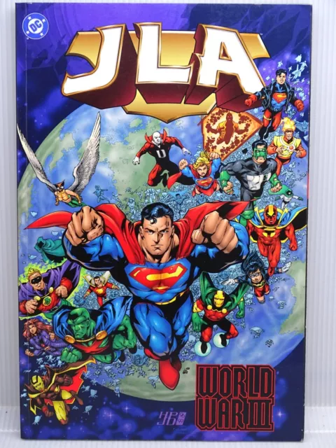 Justice League of America World War III JLA DC Comics Titan Books 8126