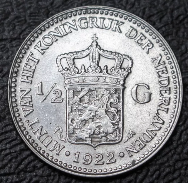 1922 NETHERLANDS - 1/2 GULDEN - .720 SILVER - Wilhelmina - Nice