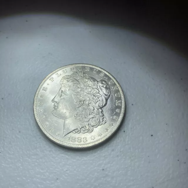 AU/Unc - 1883-O Morgan Silver Dollar $1 High Grade. 18