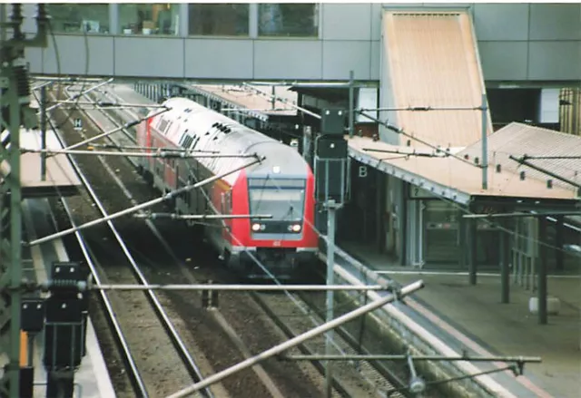 Foto Doppelstocksteuerwagen DABbuzf Hbf Potsdam 02/2004 ca. 10x15cm V4117f