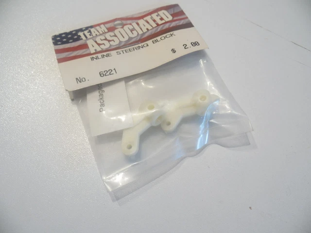 ASSOCIATED 6221 Inline Steering Block B2