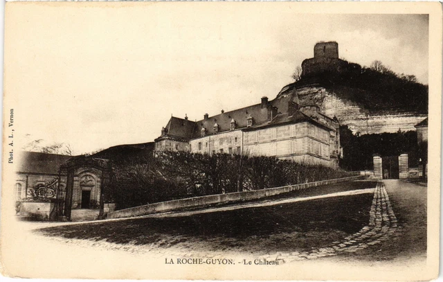 CPA La Roche Guyon Le Chateau (1318023)