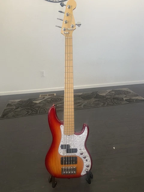 2002 Fender American Deluxe Precision Bass V Aged Cherry Burst 2002 Fender American Deluxe Precision Bass V Aged Cherry Burst