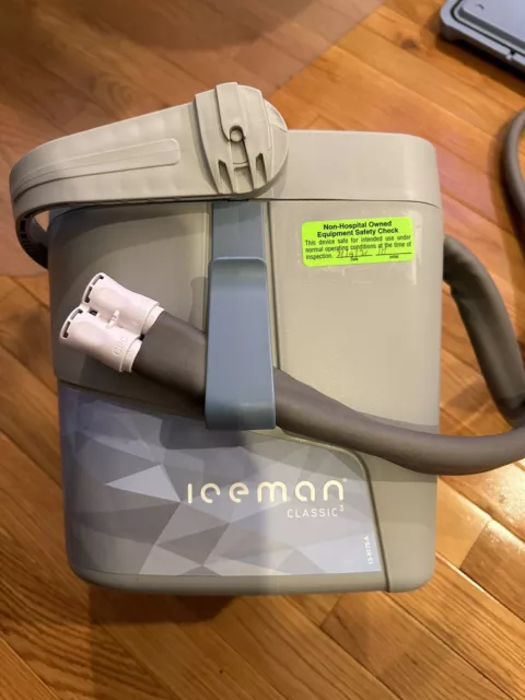 DonJoy Iceman Classic 3 Cold Therapy Circulation,  & AC Adapter