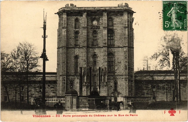 CPA Vincennes Porte principale du Chateau (1347479)