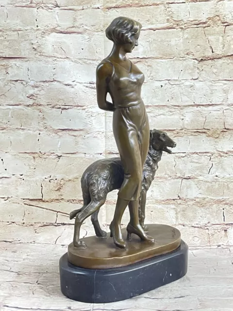 Viennese Kunst Deko Bronze Figur auf Einem Marmor Basis Von Josef Lorenzl, 1930 3