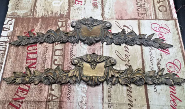 Pair of Antique Splendid French  Bronze Ormulu Pediments n°2