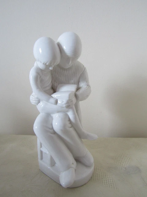 Spode China Storytime Father & Son Figurine by Pauline Shone 21cm tall