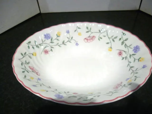 Johnson Brothers Summer Chintz Serving bowl 9.25" x 7"