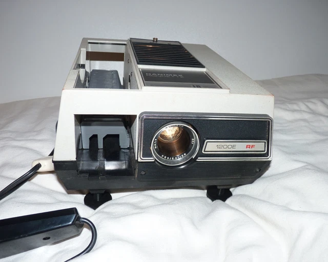OBJECTIF PROJECTEUR CINÉMA BENOIST BERTHIOT F=50 -F / 1,5