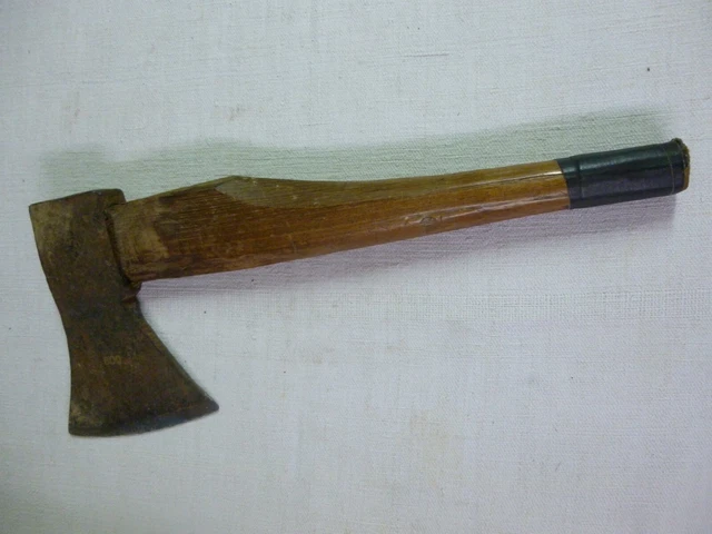 Ancienne Hachette Milatry Brades 1941 - Outil De Menuisier Bois - Vintage